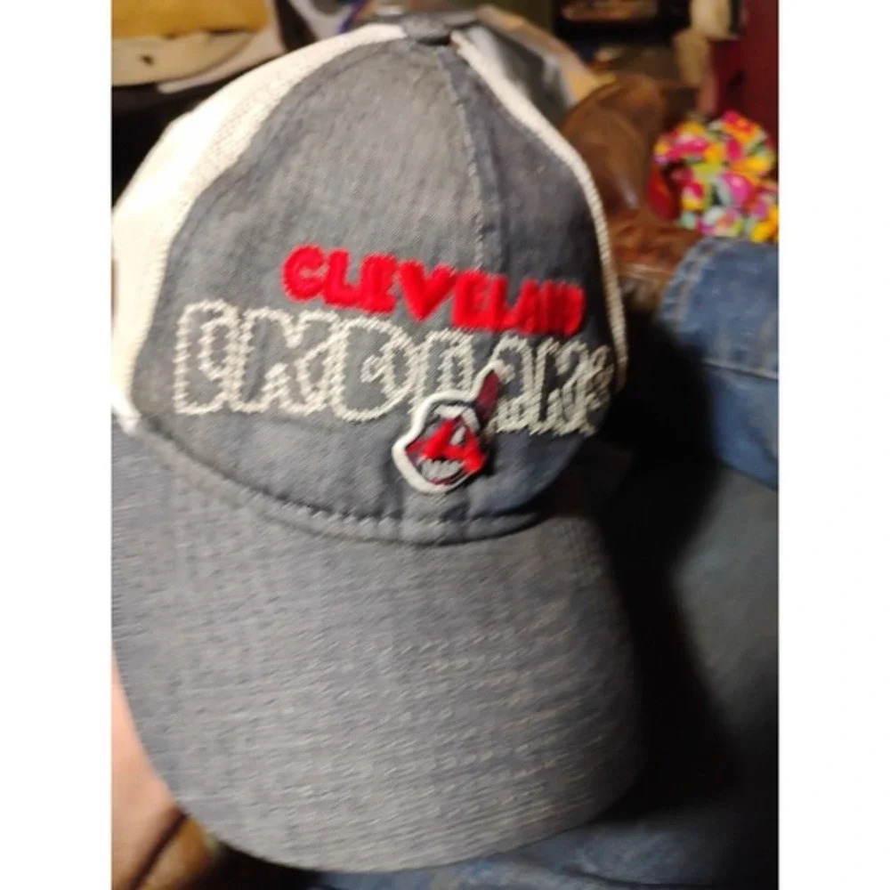 New Era 9twenty Cleveland Indians Hook Loop Hat‎ Cap Adjustable Strap YOUTH